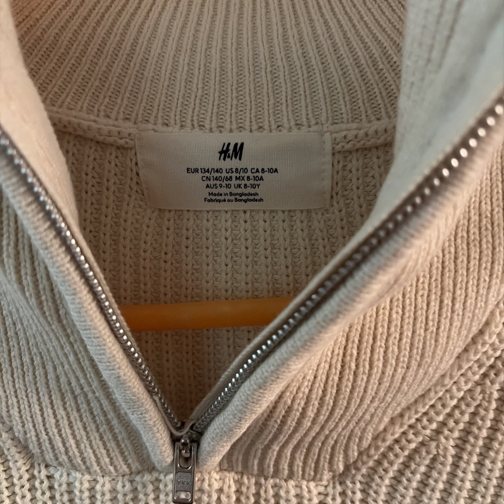 H&M Boys White Quarter Zip Sweater US 8/10 - Picture 2 of 6